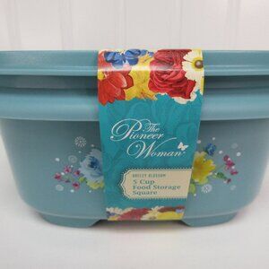 Pioneer Woman 5 Cup Plastic Food Storage Container with Lid Breezy Blossom Green